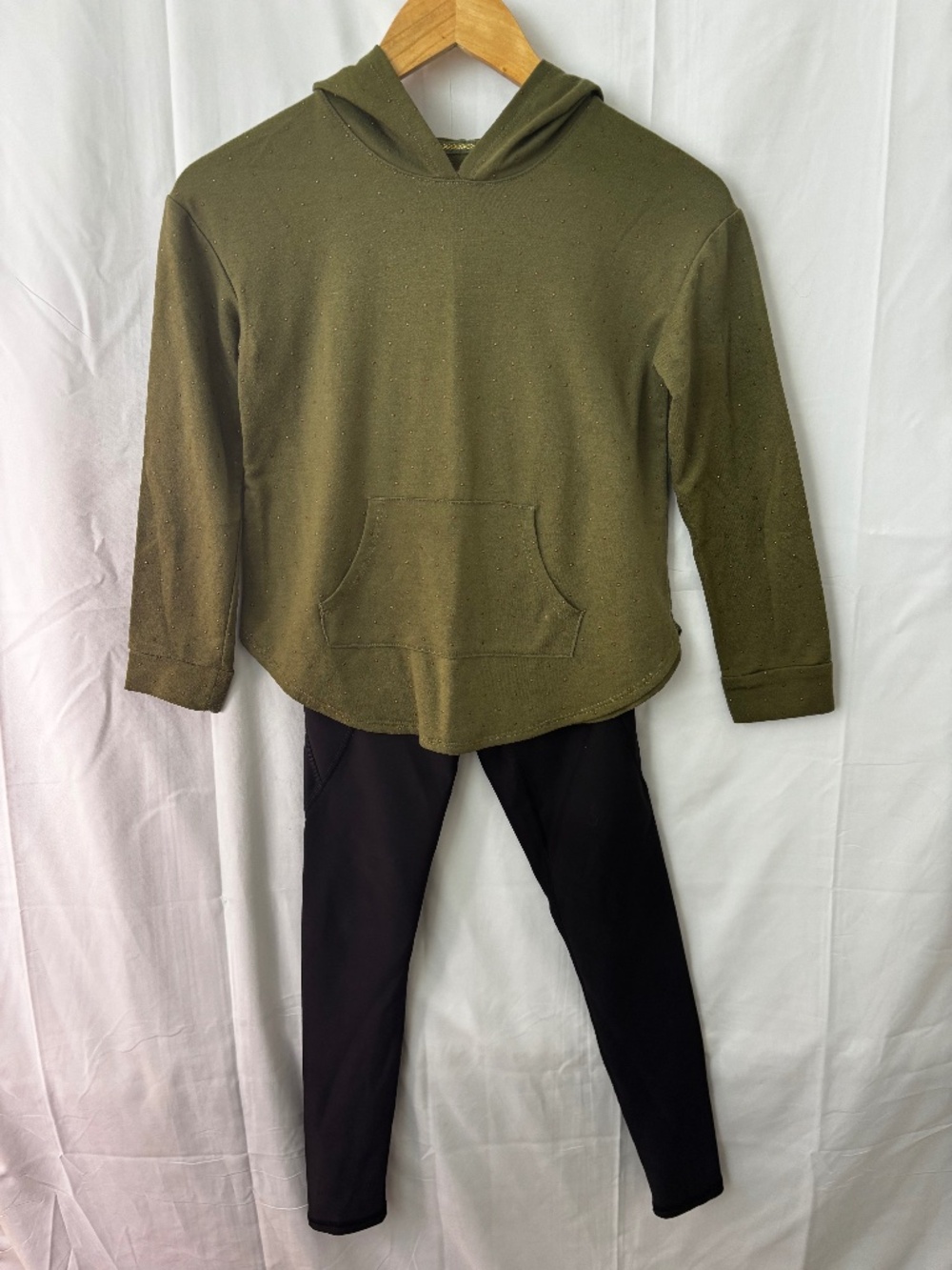 Cat & Jack hoodie long sleeve and Old Navy Active leggings